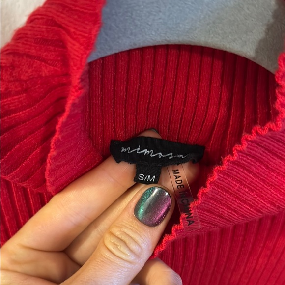 Elegant Red Long Sleeve Knit Dress - Picture 2 of 4